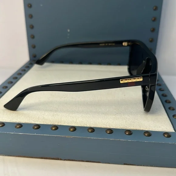 💯 - New Authentic Gucci Grey Browline unisex Sunglasses GG0748S 001 59.